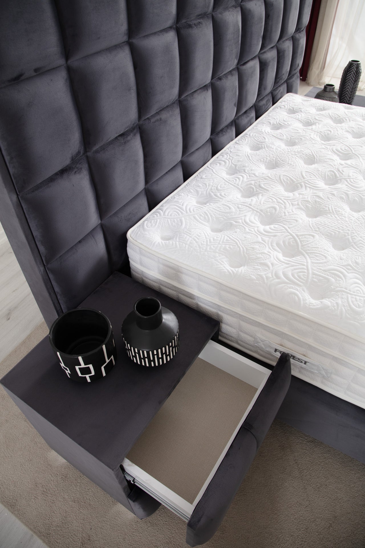 Легло с повдигащ механизъм New Dallas